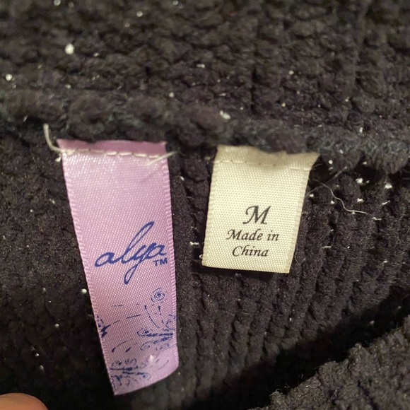 Sweater - Picture 2 of 2